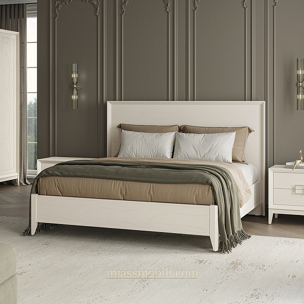 Кровать двойная без ножной спинки