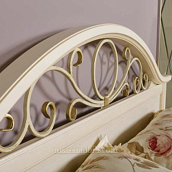 Кровать двойная с прямой ножной спинкой с КЭ