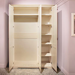 Шкаф 3-дверный для платья и белья без зеркала