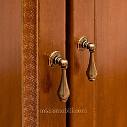 Шкаф 3-х дв.Luigi цвет орех для платья и белья